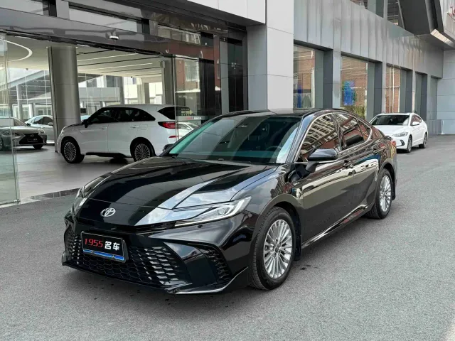 Фотография автомобиля — Toyota Camry