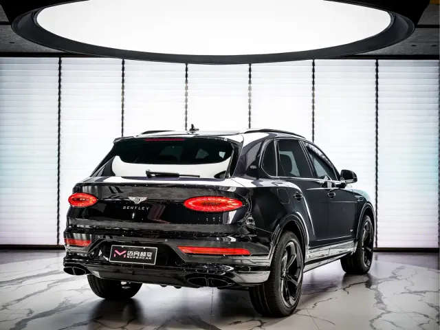 Bentley Bentayga — Фото автомобиля 5