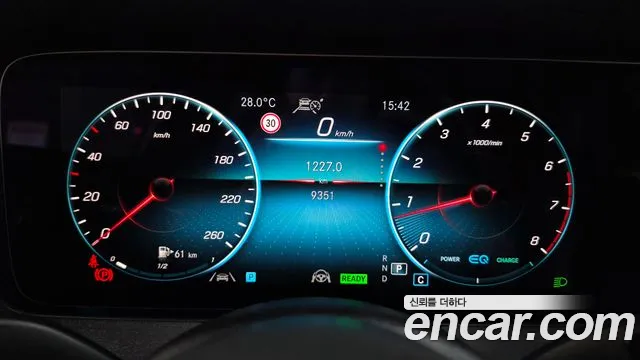 Mercedes-Benz E-Class W213 — Фото автомобиля 11