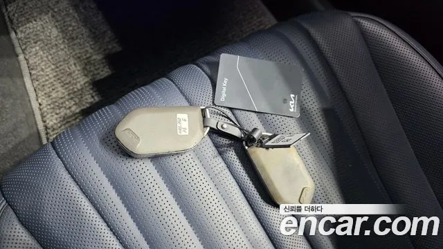 Kia K8 The New K8 2.5 Бензин 2WD — Фото автомобиля 13