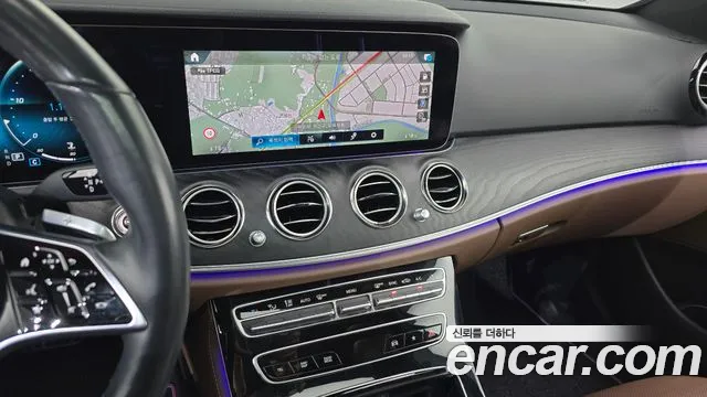 Mercedes-Benz E-Class W213 — Фото автомобиля 18