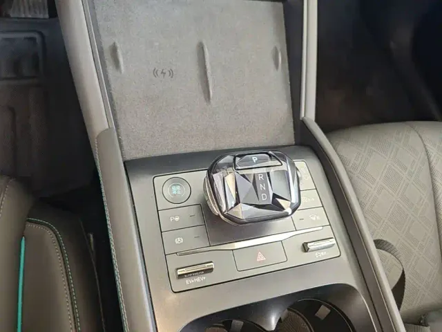 BYD Qin L — Фото автомобиля 13