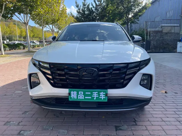 Hyundai Tucson — Фото автомобиля 2