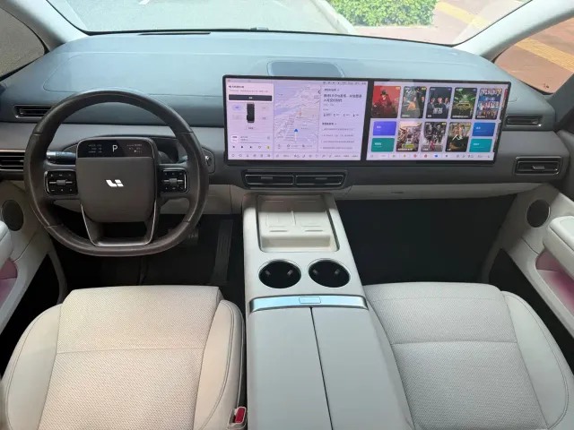 Li Auto MEGA — Фото автомобиля 9