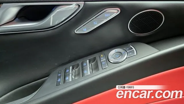 Genesis G80 Бензин 2.5 турбо AWD — Фото автомобиля 14