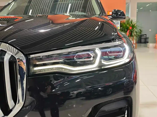 BMW X7 — Фото автомобиля 13