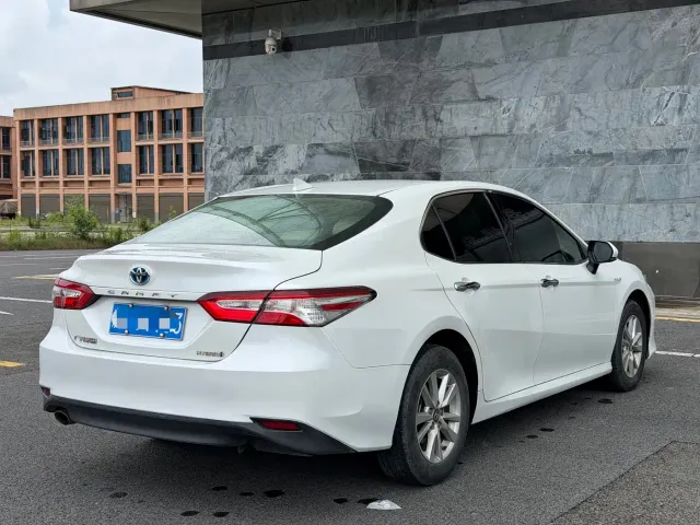 Toyota Camry — Фото автомобиля 9