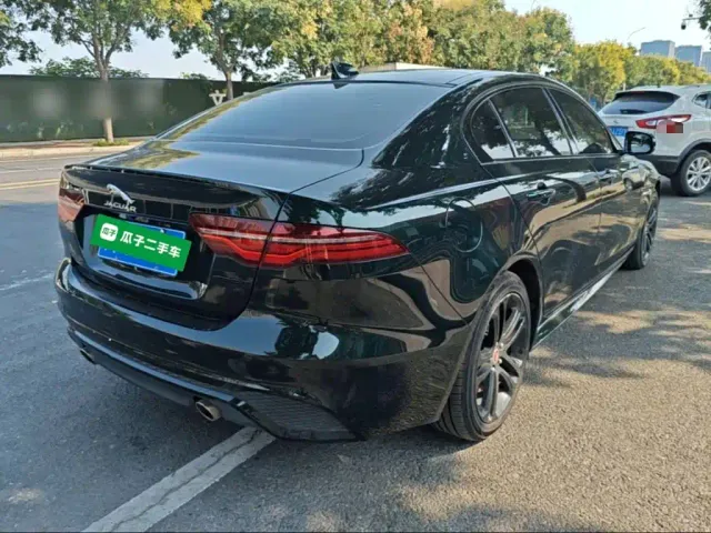 Jaguar XEL — Фото автомобиля 6