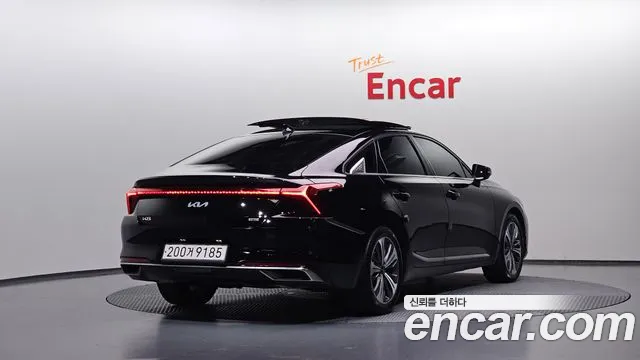 Kia K8 Hybrid — Фото автомобиля 2