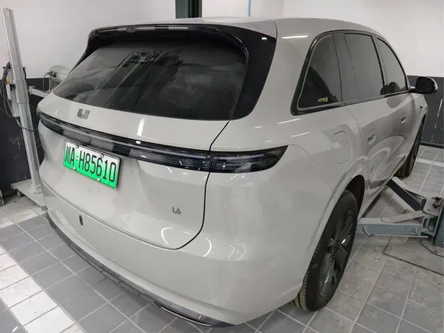 Li Auto L6 — Фото автомобиля 4