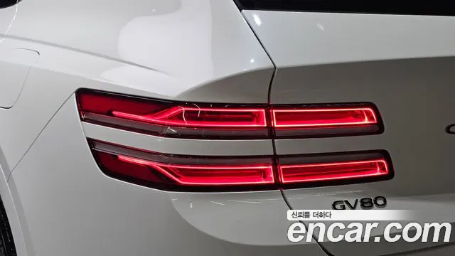 Genesis GV80 — Фото автомобиля 8