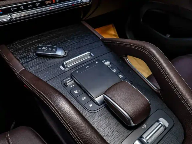 Mercedes-Benz GLE-Class — Фото автомобиля 20
