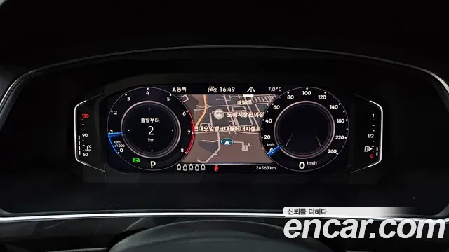 Volkswagen Tiguan — Фото автомобиля 8