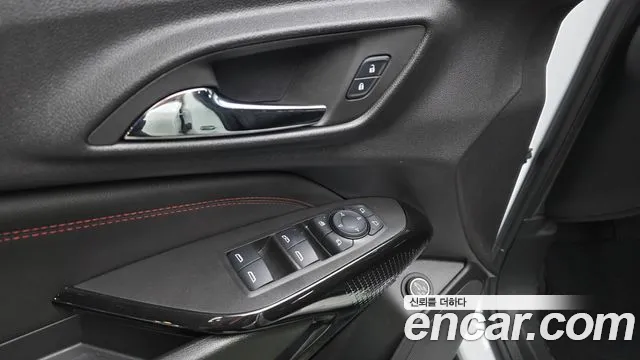 ChevroletGMDaewoo Trax Trax Кроссовер — Фото автомобиля 17