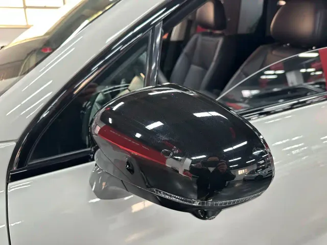 Leapmotor C10 — Фото автомобиля 23