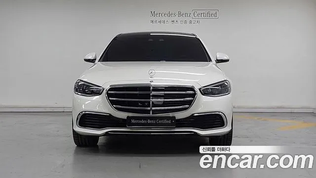 Mercedes-Benz S-Class — Фото автомобиля 3