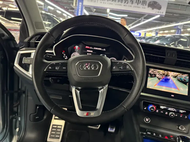 Audi Q3 Sportback — Фото автомобиля 10
