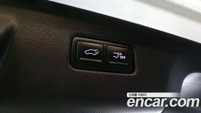 Kia Canival Carnival 4 поколение 9 мест Prestige — Фото автомобиля 20