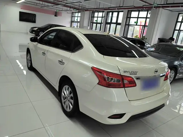 Nissan Sylphy — Фото автомобиля 4