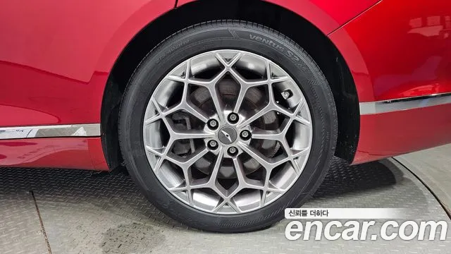 Genesis G80 Бензин 2.5 турбо 2WD — Фото автомобиля 18