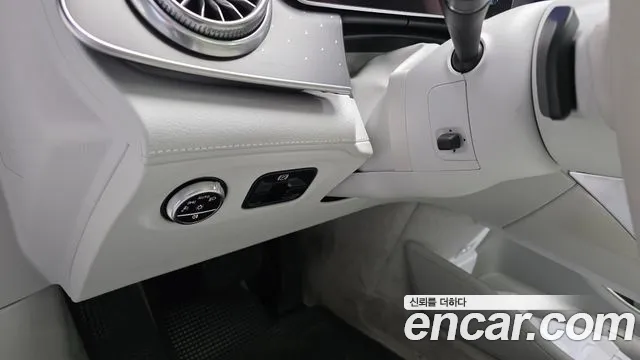 Mercedes-Benz EQE V295 — Фото автомобиля 28