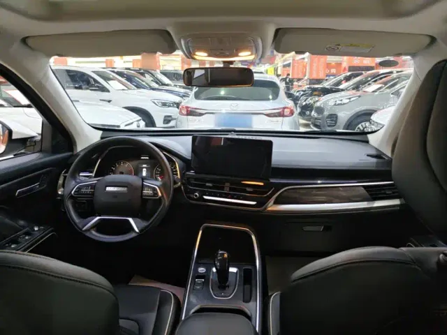 Haval H6 — Фото автомобиля 9