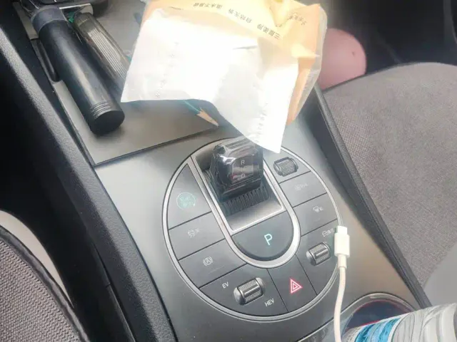 BYD Seal 05 DM-i — Фото автомобиля 16