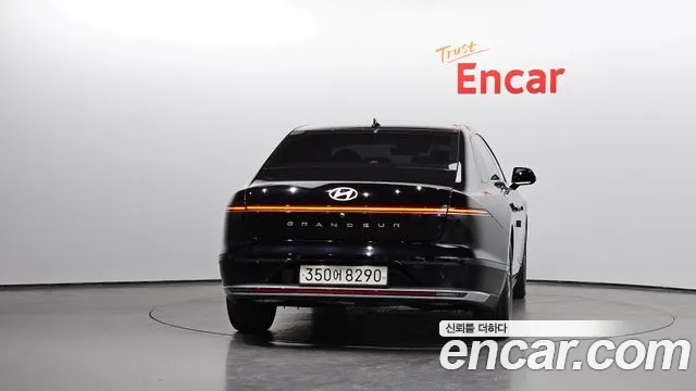 Hyundai Grandeur GN7 — Фото автомобиля 4