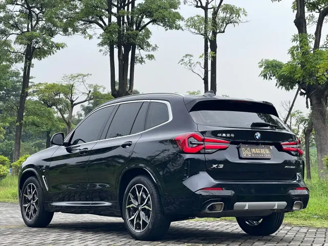 BMW X3 — Фото автомобиля 4
