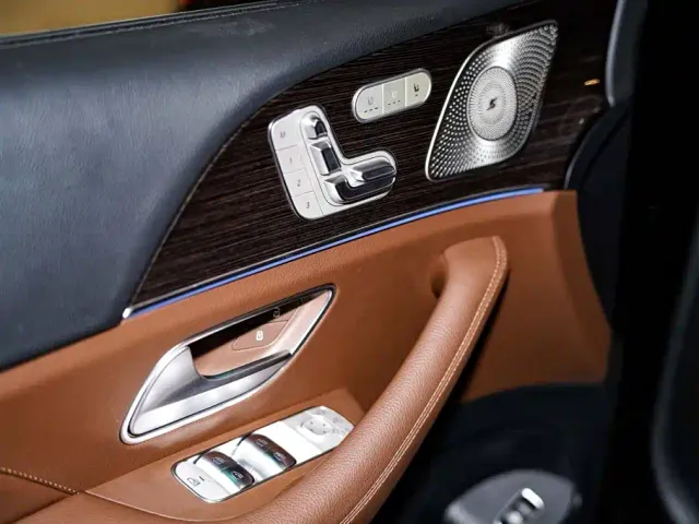 Mercedes-Benz GLE-Class — Фото автомобиля 18