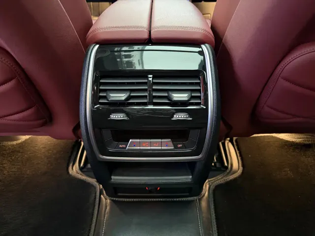 BMW X5 — Фото автомобиля 10
