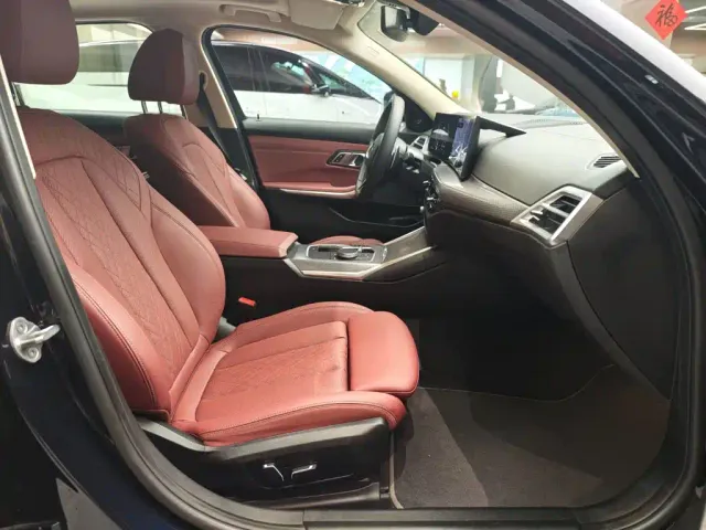 BMW 3 Series — Фото автомобиля 11