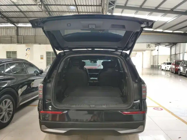 Ford Edge — Фото автомобиля 18