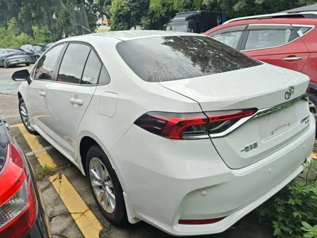 Toyota Corolla — Фото автомобиля 4