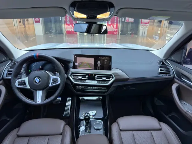 BMW X3 — Фото автомобиля 12
