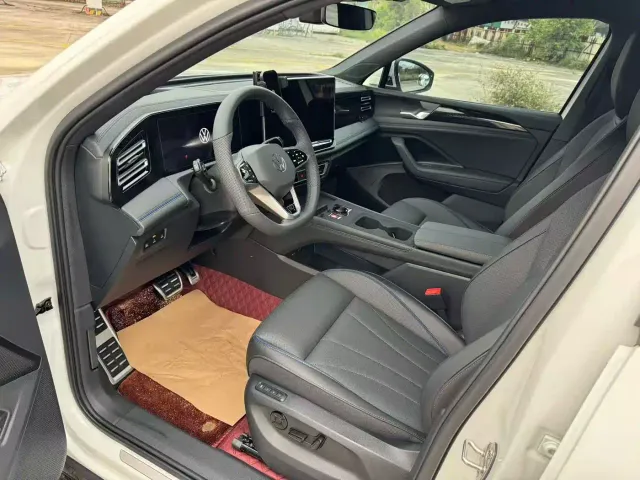 Volkswagen Tiguan L — Фото автомобиля 4
