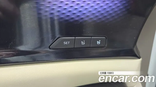 Kia Canival Carnival 4 поколение Бензин 7 мест Signature — Фото автомобиля 28