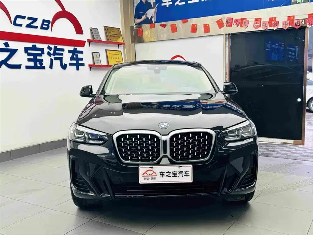BMW X4 — Фото автомобиля 3
