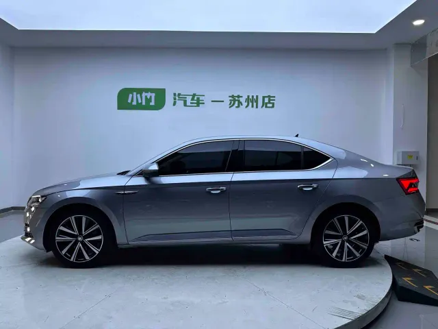 Skoda Superb — Фото автомобиля 6