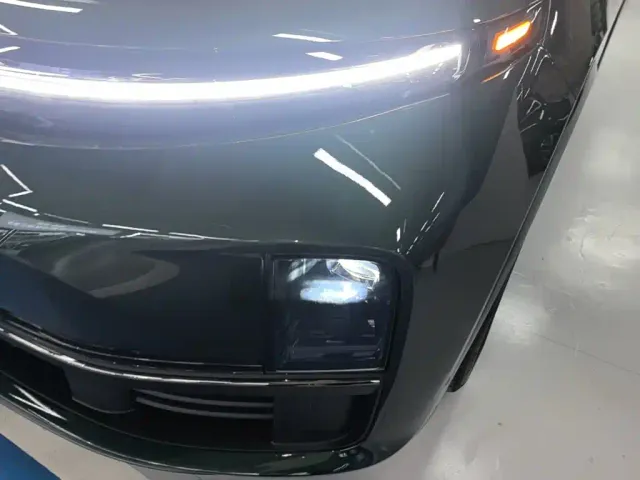 Li Auto L7 — Фото автомобиля 23