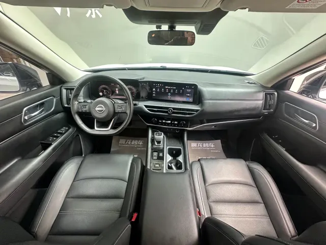 Nissan Terra — Фото автомобиля 6