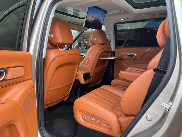 GAC Trumpchi Xiangwang S9 — Фото автомобиля 11