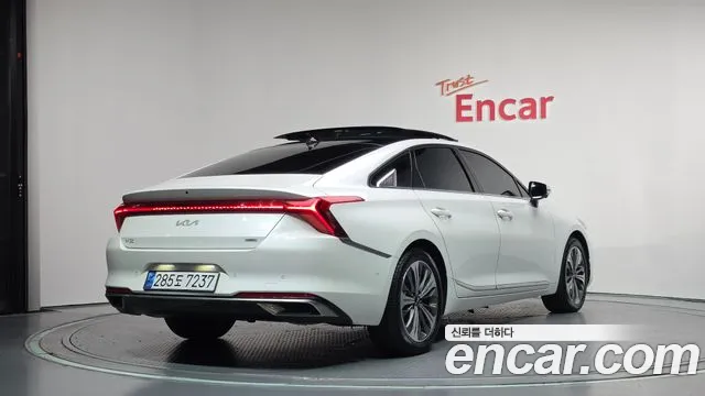 Kia K8 Hybrid — Фото автомобиля 2