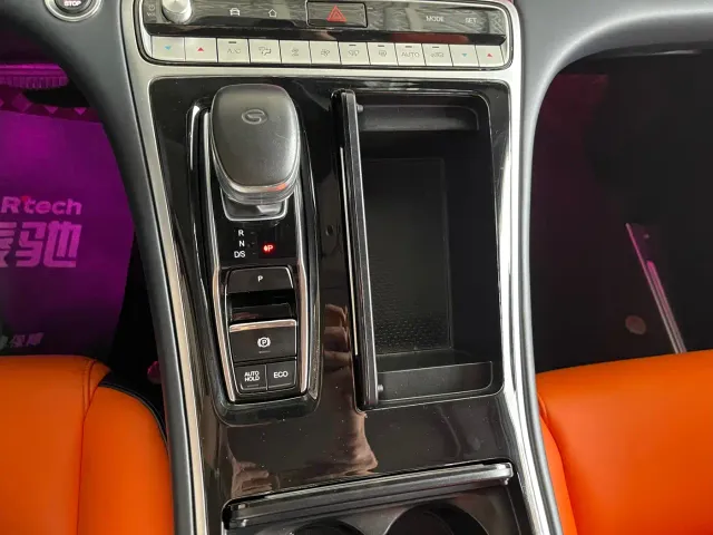 GAC Trumpchi M8 — Фото автомобиля 18