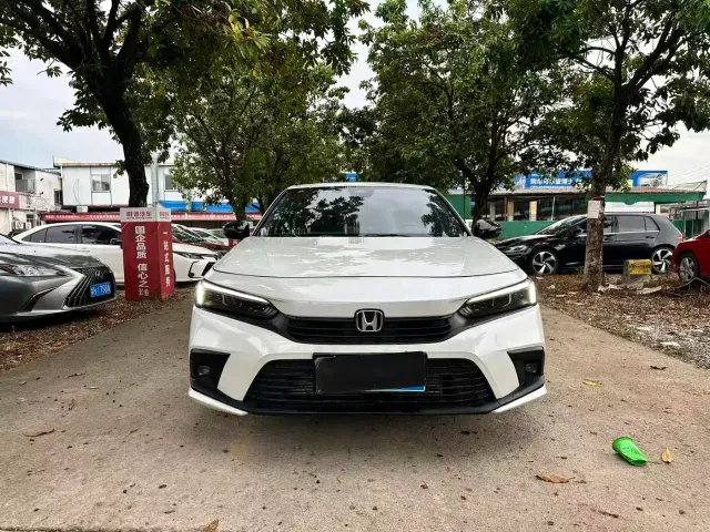 Honda Civic — Фото автомобиля 2