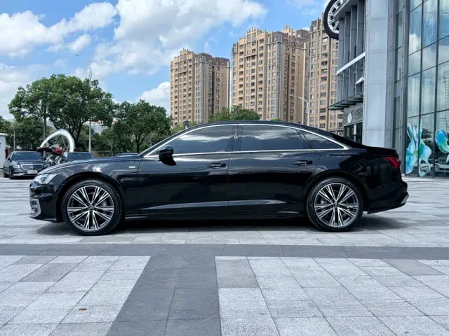 Audi A6L — Фото автомобиля 4