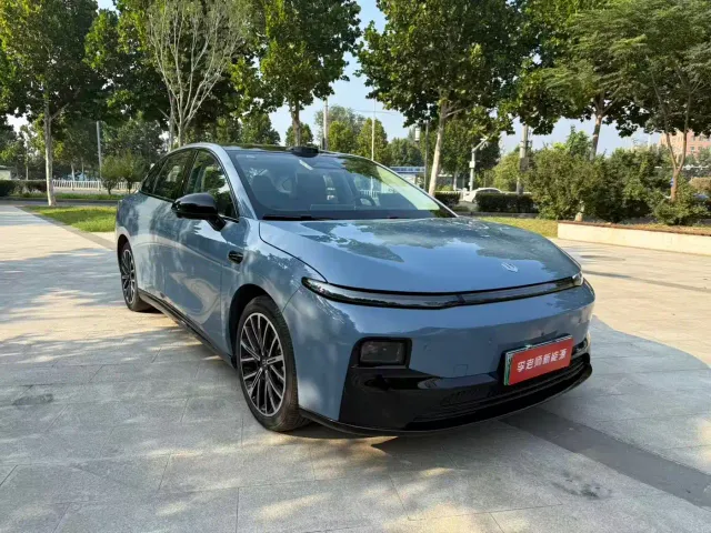 Leapmotor B01 — Фото автомобиля 3