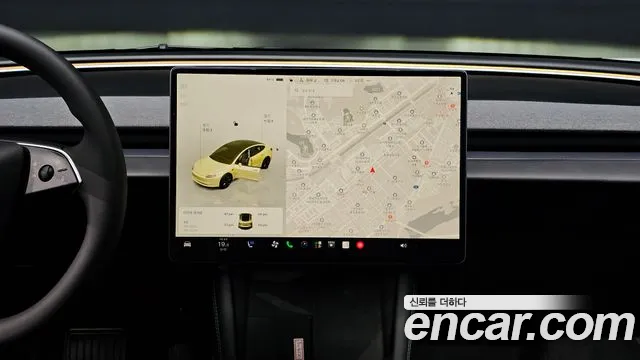 Tesla Model 3 — Фото автомобиля 14