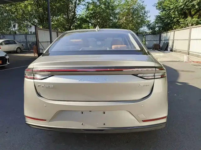 GAC Aion S Plus — Фото автомобиля 5
