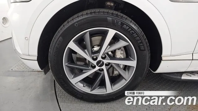 Genesis GV80 2.5T Бензин AWD — Фото автомобиля 5
